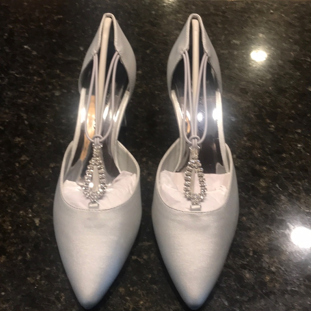 Easy street alive 5 silver shoes